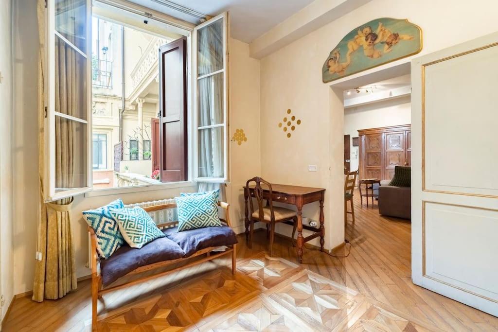 Appartamento Elegante E Centrale La Foglia D'Oro Bologna Buitenkant foto